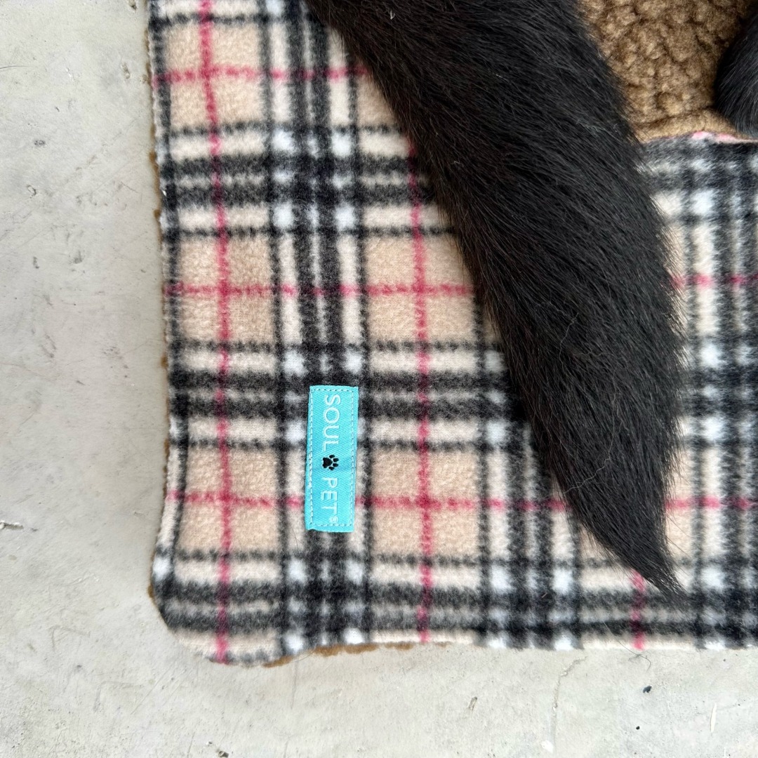 SoulPet Plush Country Tartan Fleece Dog Blanket Throw with Sherpa Fleece Back  in 3 Sizes