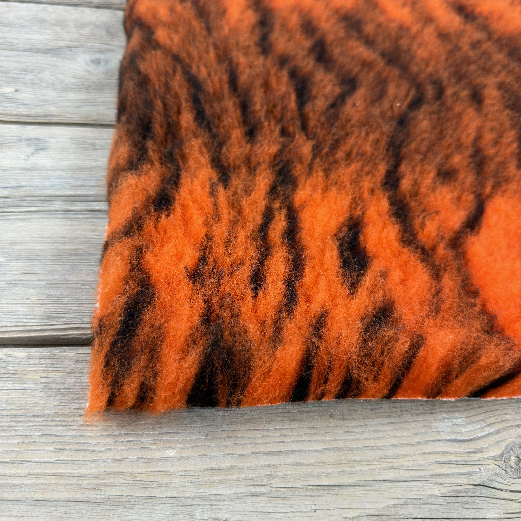 Tiger Print Orange Black high grade Vet Bedding non-slip back bed fleece for pets